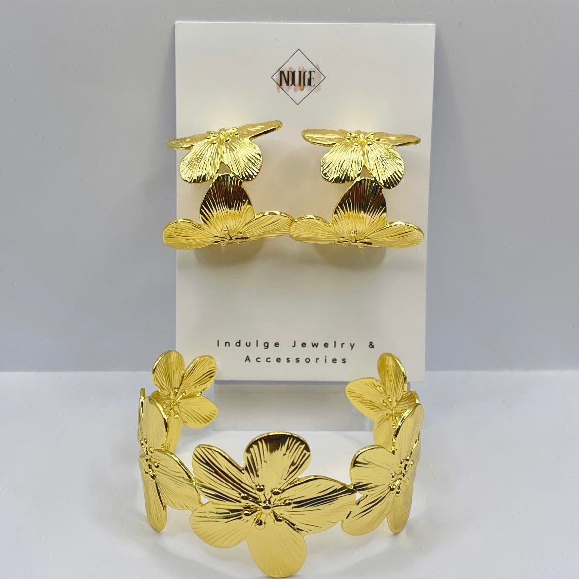 Flower Earrings & Bracelet Bundle